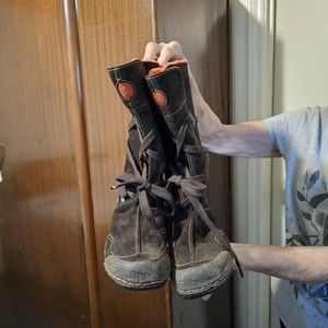 Nwot Fly brown boots size 7